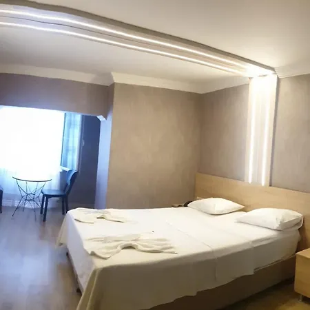 Hotell Light 2*