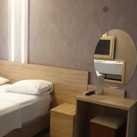 Hotell Light 2*